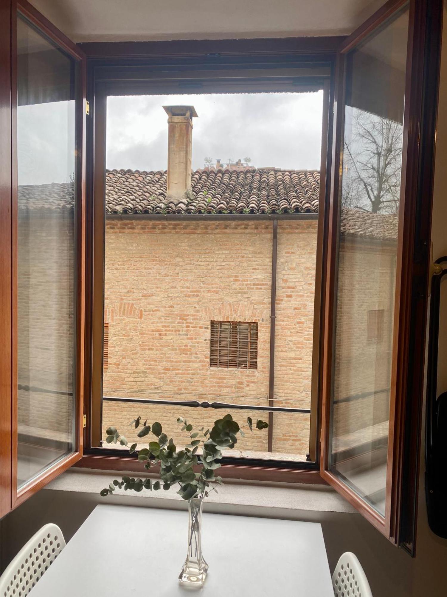 Teatro Inn - Timeless Charm Correggio Exterior photo
